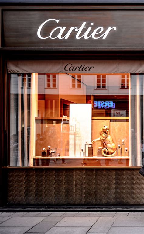 who owns Cartier jewelry